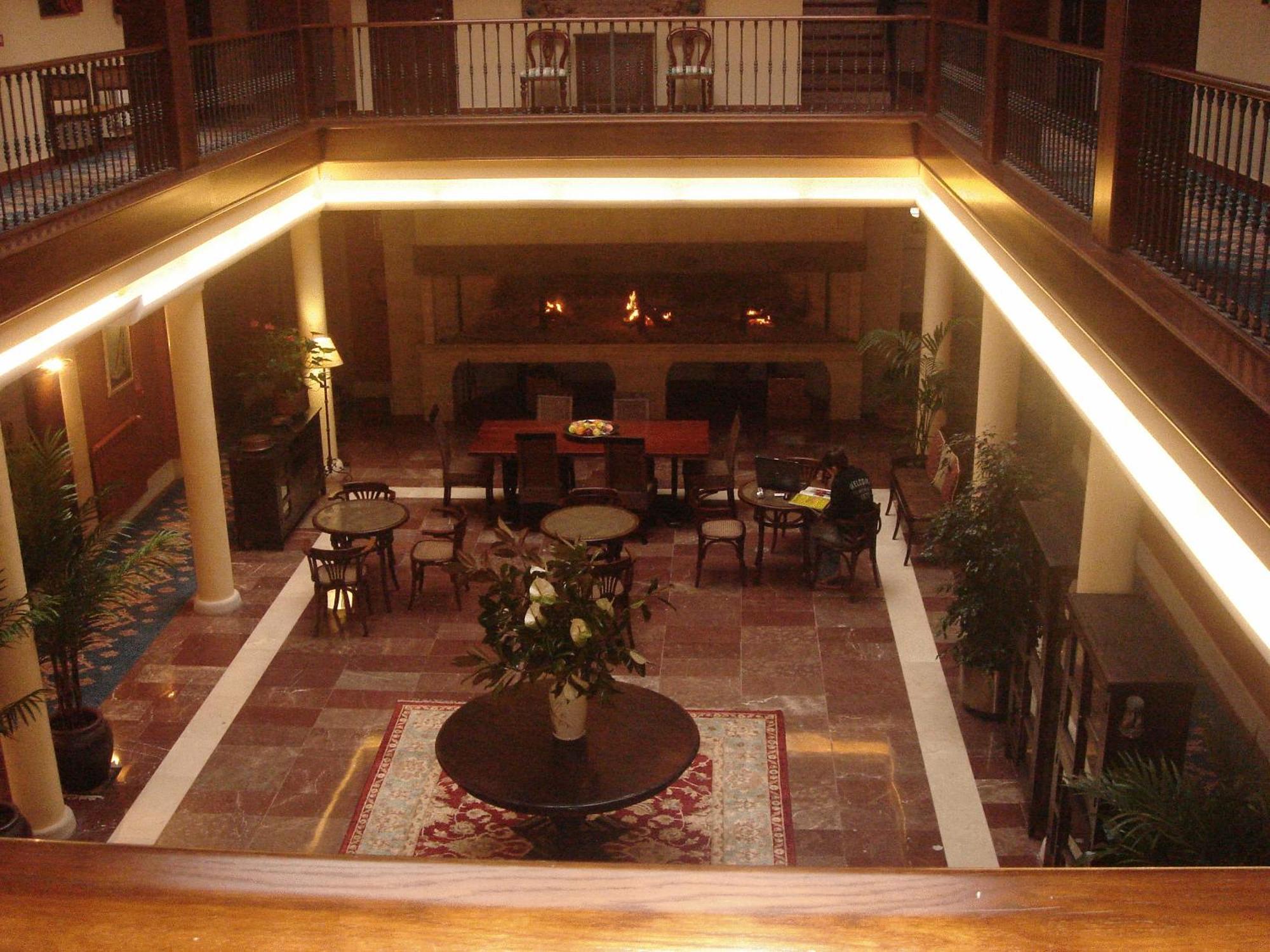 Hotel La Mansion 4*